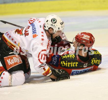 EBEL Erste Bank Eishockey Bundesliga. KAC gegen HK Acroni Jesenice. Philippe Horsky (KAC), Mitja Scotlar (Jesenice). Klagenfurt, am 4.11.2007.
Foto: Kuess
---
pressefotos, pressefotografie, kuess, qs, qspictures, sport, bild, bilder, bilddatenbank