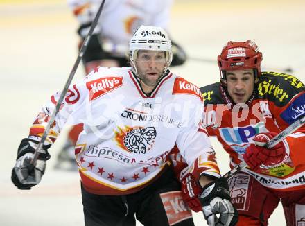EBEL Erste Bank Eishockey Bundesliga. KAC gegen HK Acroni Jesenice. Warren Norris (KAC), Anze Terlikar (Jesenice). Klagenfurt, am 4.11.2007.
Foto: Kuess
---
pressefotos, pressefotografie, kuess, qs, qspictures, sport, bild, bilder, bilddatenbank