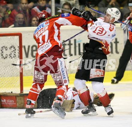 EBEL Erste Bank Eishockey Bundesliga. KAC gegen HK Acroni Jesenice. Gregor Hager (KAC), Paul Healey (Jesenice). Klagenfurt, am 4.11.2007.
Foto: Kuess
---
pressefotos, pressefotografie, kuess, qs, qspictures, sport, bild, bilder, bilddatenbank