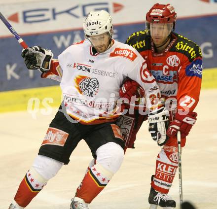 EBEL Erste Bank Eishockey Bundesliga. KAC gegen HK Acroni Jesenice. Jeremy Rebek (KAC), Andrej Hebar (Jesenice). Klagenfurt, am 4.11.2007.
Foto: Kuess
---
pressefotos, pressefotografie, kuess, qs, qspictures, sport, bild, bilder, bilddatenbank