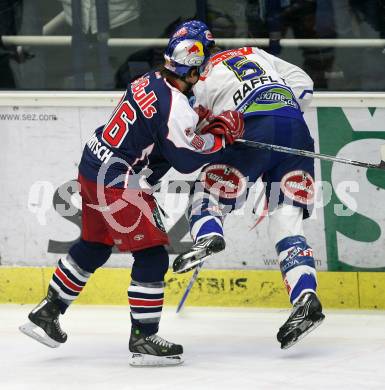 EBEL. Eishockey Bundesliga. VSV gegen Red Bull Salzburg. Thomas Raffl (VSV), Martin Mairitsch (Salzburg). Villach, am 9.11.2007.
Foto: Kuess
---
pressefotos, pressefotografie, kuess, qs, qspictures, sport, bild, bilder, bilddatenbank