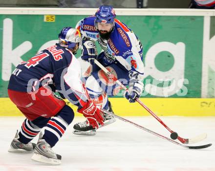 EBEL. Eishockey Bundesliga. VSV gegen Red Bull Salzburg. Markus Peintner (VSV), Dieter Kalt (Salzburg). Villach, am 9.11.2007.
Foto: Kuess
---
pressefotos, pressefotografie, kuess, qs, qspictures, sport, bild, bilder, bilddatenbank