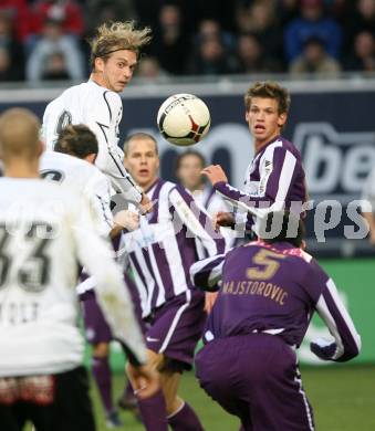 Fussball Bundesliga. T-Mobile. SK Austria Kaernten gegen FK Austria Wien. Lukas Moessner(Kaernten), Franz Schiemer (Wien). Klagenfurt, am 11.11.2007.
Foto: Kuess
---
pressefotos, pressefotografie, kuess, qs, qspictures, sport, bild, bilder, bilddatenbank