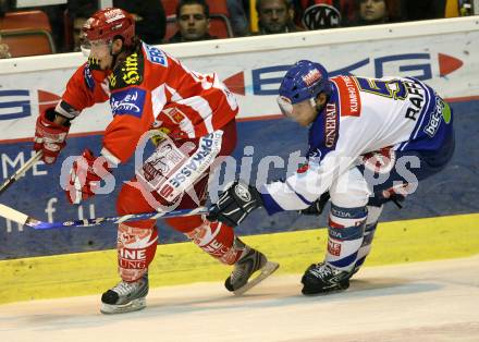 EBEL. Erste Bank Eishockey Bundesliga. KAC gegen VSV. Christian Ban (KAC), Thomas Raffl (VSV). EKG. Klagenfurt, am 11.11.2007.
Foto: Kuess
---
pressefotos, pressefotografie, kuess, qs, qspictures, sport, bild, bilder, bilddatenbank