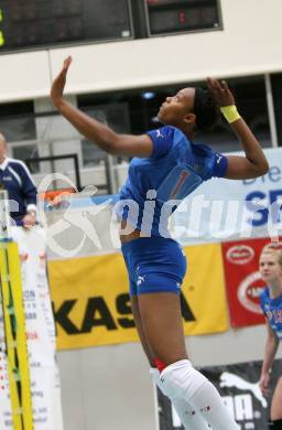 Volleyball MEVZA. ATSC Wildcats gegen HIT Nova Gorica (Slowenien). Tasha Sherline Holness (Wildcats). Klagenfurt, am 14.11.2007.
Foto: Kuess
---
pressefotos, pressefotografie, kuess, qs, qspictures, sport, bild, bilder, bilddatenbank