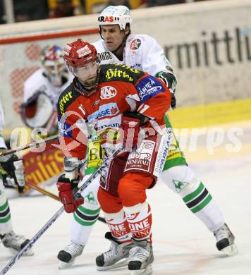 EBEL. Erste Bank Eishockey Bundesliga. KAC gegen Olympia Laibach. Robert Valicevic (KAC), Robert Ciglenecki (Laibach). Klagenfurt, am 15.11.2007.
Foto: Kuess
---
pressefotos, pressefotografie, kuess, qs, qspictures, sport, bild, bilder, bilddatenbank