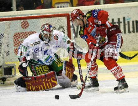 EBEL. Erste Bank Eishockey Bundesliga. KAC gegen Olympia Laibach. Chad Hinz (KAC), Alex Westlund (Laibach). Klagenfurt, am 15.11.2007.
Foto: Kuess
---
pressefotos, pressefotografie, kuess, qs, qspictures, sport, bild, bilder, bilddatenbank