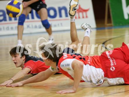 Volleyball Bundesliga. Hypo VBK Klagenfurt gegen SVS Sokol. Xandi Huber, Simon Breuss (Hypo VBK). Klagenfurt, am 17.11.2007.
Foto: Kuess
---
pressefotos, pressefotografie, kuess, qs, qspictures, sport, bild, bilder, bilddatenbank