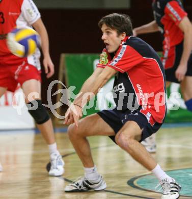 Volleyball Bundesliga. Hypo VBK Klagenfurt gegen SVS Sokol. Alexander Huber (Hypo VBK). Klagenfurt, am 17.11.2007.
Foto: Kuess
---
pressefotos, pressefotografie, kuess, qs, qspictures, sport, bild, bilder, bilddatenbank