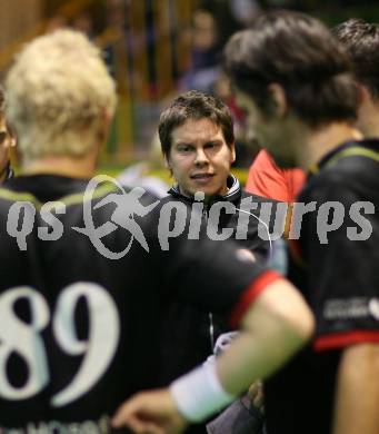 Handball Bundesliga. HCK 59 gegen Edelweiss Linz. Trainer Michael Pontasch-Mueller (HCK). Klagenfurt, am 17.11.2007.
Foto: Kuess
---
pressefotos, pressefotografie, kuess, qs, qspictures, sport, bild, bilder, bilddatenbank