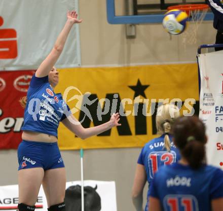 Volleyball Oesterreichischer Cup. Wildcats gegen Trofaiach/Eisenerz. Katharina Grafenauer (Wildcats). Klagenfurt, am 18.11.2007.
Foto: Kuess
---
pressefotos, pressefotografie, kuess, qs, qspictures, sport, bild, bilder, bilddatenbank