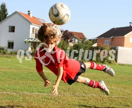 Fussball. SK Austria Kaernten. Fussball Akademie. Fussballnachwuchs. Bundesnachwuchszentrum. Klagenfurt, am 24.9.2007.
Foto: Kuess
---
pressefotos, pressefotografie, kuess, qs, qspictures, sport, bild, bilder, bilddatenbank