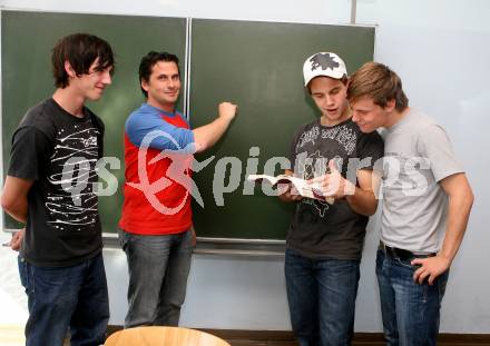 Fussball. SK Austria Kaernten. Fussball Akademie. Fussballnachwuchs. Bundesnachwuchszentrum. Klagenfurt, am 24.9.2007.
Foto: Kuess
---
pressefotos, pressefotografie, kuess, qs, qspictures, sport, bild, bilder, bilddatenbank