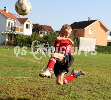 Fussball. SK Austria Kaernten. Fussball Akademie. Fussballnachwuchs. Bundesnachwuchszentrum. Klagenfurt, am 24.9.2007.
Foto: Kuess
---
pressefotos, pressefotografie, kuess, qs, qspictures, sport, bild, bilder, bilddatenbank