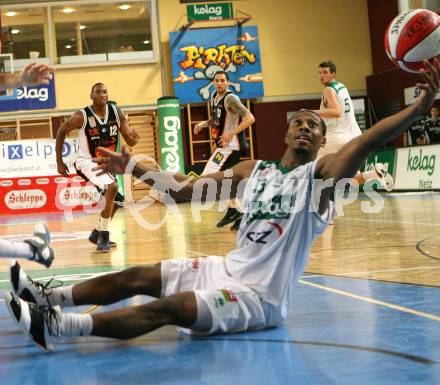 Basketball Bundesliga. Woerthersee Piraten gegen Team Dukes Klosterneuburg. Melvin Creddle (Piraten). Klagenfurt, am 24.11.2007.
Foto: Kuess
---
pressefotos, pressefotografie, kuess, qs, qspictures, sport, bild, bilder, bilddatenbank