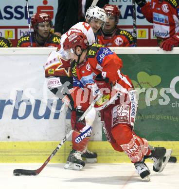 EBEL. Eishockey Bundesliga. KAC gegen HK Acroni Jesenice. Chad Hinz (KAC), Jurij Golicic (Jesenice). Klagenfurt, am 23.11.2007.
Foto: Kuess
---
pressefotos, pressefotografie, kuess, qs, qspictures, sport, bild, bilder, bilddatenbank