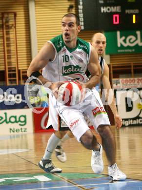 Basketball Bundesliga. Woerthersee Piraten gegen Team Dukes Klosterneuburg. Joachim Buggelsheim (Piraten). Klagenfurt, am 24.11.2007.
Foto: Kuess
---
pressefotos, pressefotografie, kuess, qs, qspictures, sport, bild, bilder, bilddatenbank