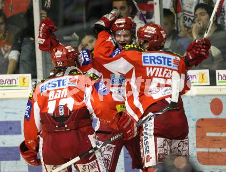 EBEL. Eishockey Bundesliga. KAC gegen HK Acroni Jesenice. Torjubel. Paul Schellander, Franz Wilfan, Christian Ban (KAC). Klagenfurt, am 23.11.2007.
Foto: Kuess
---
pressefotos, pressefotografie, kuess, qs, qspictures, sport, bild, bilder, bilddatenbank