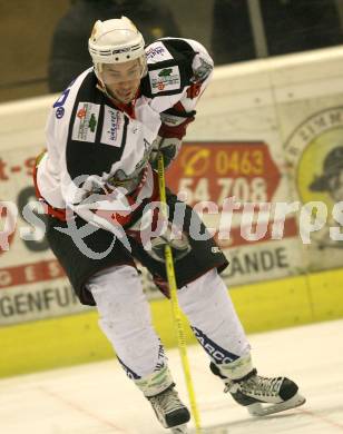 Eishockey Oberliga. Tarco Woelfe gegen ESC Steindorf. Manuel Ferrara (Tarco). Klagenfurt, am 24.11.2007.
Foto: Kuess 
---
pressefotos, pressefotografie, kuess, qs, qspictures, sport, bild, bilder, bilddatenbank