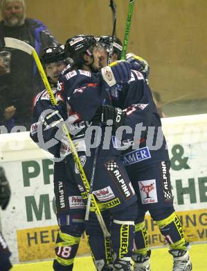 Eishockey Oberliga. Tarco Woelfe gegen ESC Steindorf. Torjubel (Steindorf). Klagenfurt, am 24.11.2007.
Foto: Kuess 
---
pressefotos, pressefotografie, kuess, qs, qspictures, sport, bild, bilder, bilddatenbank