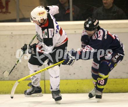 Eishockey Oberliga. Tarco Woelfe gegen ESC Steindorf. Josef Sulzbacher (Tarco), Michael Kabas (Steindorf). Klagenfurt, am 24.11.2007.
Foto: Kuess 
---
pressefotos, pressefotografie, kuess, qs, qspictures, sport, bild, bilder, bilddatenbank