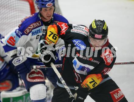 EBEL. Eishockey Bundesliga. VSV gegen Vienna Capitals. Mike Stewart (VSV), Aron Fox (Caps). Villach, am 25.11.2007.
Foto: Kuess 
---
pressefotos, pressefotografie, kuess, qs, qspictures, sport, bild, bilder, bilddatenbank