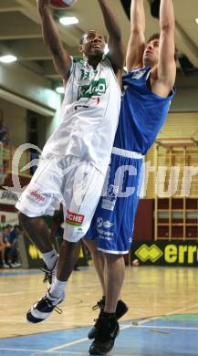 Basketball Bundesliga. Woerthersee Piraten gegen Oberwart Gunners. Melvin Creddle (Piraten), Tomislav Gaspar (Oberwart). Klagenfurt, am 28.11.2007.
Foto: Kuess
---
pressefotos, pressefotografie, kuess, qs, qspictures, sport, bild, bilder, bilddatenbank