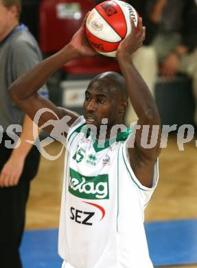 Basketball Bundesliga. Woerthersee Piraten gegen Oberwart Gunners. Marquis Wright (Piraten). Klagenfurt, am 28.11.2007.
Foto: Kuess
---
pressefotos, pressefotografie, kuess, qs, qspictures, sport, bild, bilder, bilddatenbank