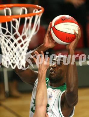 Basketball Bundesliga. Woerthersee Piraten gegen Oberwart Gunners. Marquis Wright (Piraten). Klagenfurt, am 28.11.2007.
Foto: Kuess
---
pressefotos, pressefotografie, kuess, qs, qspictures, sport, bild, bilder, bilddatenbank