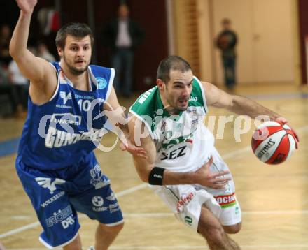 Basketball Bundesliga. Woerthersee Piraten gegen Oberwart Gunners. Joachim Buggelsheim (Piraten), Hannes Ochsenhofer (Oberwart). Klagenfurt, am 28.11.2007.
Foto: Kuess
---
pressefotos, pressefotografie, kuess, qs, qspictures, sport, bild, bilder, bilddatenbank