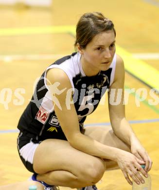 Volleyball. AVC Klagenfurt gegen VC Tirol. Maria Obernosterer (AVC). Klagenfurt, am 1.12.2007.
Foto: Kuess
---
pressefotos, pressefotografie, kuess, qs, qspictures, sport, bild, bilder, bilddatenbank