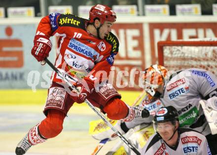 EBEL. Erste Bank Eishockey Bundesliga. KAC gegen EHC Graz 99ers. Warren Norris (KAC), Bernhard Bock (Graz). Klagenfurt, am 2.12.2007.
Foto: Kuess
---
pressefotos, pressefotografie, kuess, qs, qspictures, sport, bild, bilder, bilddatenbank