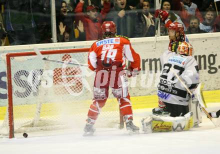 EBEL. Erste Bank Eishockey Bundesliga. KAC gegen EHC Graz 99ers. 1:0 durch Jeremy Rebek, Christian Ban (KAC), Bernhard Bock (Graz). Klagenfurt, am 2.12.2007.
Foto: Kuess
---
pressefotos, pressefotografie, kuess, qs, qspictures, sport, bild, bilder, bilddatenbank