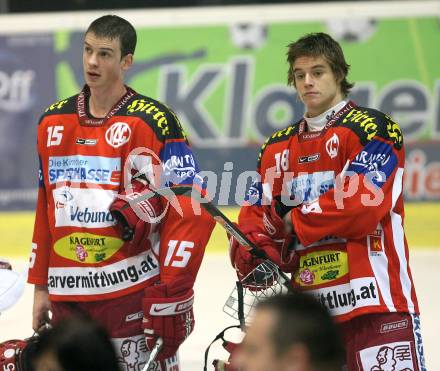 EBEL. Erste Bank Eishockey Bundesliga. KAC gegen EHC Graz 99ers. Paul Schellander, Silvio Jakobitsch (KAC). Klagenfurt, am 2.12.2007.
Foto: Kuess
---
pressefotos, pressefotografie, kuess, qs, qspictures, sport, bild, bilder, bilddatenbank