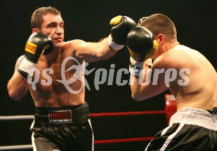 Boxen. Box Nacht in Klagenfurt. Peodrag Radosevic (SRB),  Ivan Duvancic (CRO). Klagenfurt, am 23.11.2007.
Foto: Kuess
---
pressefotos, pressefotografie, kuess, qs, qspictures, sport, bild, bilder, bilddatenbank