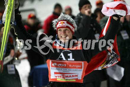 Schi Nordisch. Weltcup Schispringen. Sieger Thomas Morgenstern (AUT). Villach am 14.12.2007
Foto: Kuess
---
pressefotos, pressefotografie, kuess, qs, qspictures, sport, bild, bilder, bilddatenbank