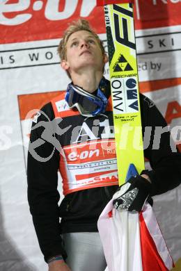 Schi Nordisch. Weltcup Schispringen. Sieger Thomas Morgenstern (AUT). Villach am 14.12.2007
Foto: Kuess
---
pressefotos, pressefotografie, kuess, qs, qspictures, sport, bild, bilder, bilddatenbank