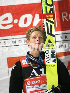 Schi Nordisch. Weltcup Schispringen. Sieger Thomas Morgenstern (AUT). Villach am 14.12.2007
Foto: Kuess
---
pressefotos, pressefotografie, kuess, qs, qspictures, sport, bild, bilder, bilddatenbank