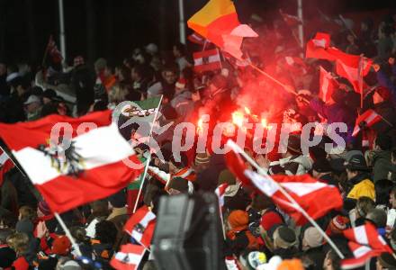 Schi Nordisch. Weltcup Schispringen. Fans, Zuschauer. Villach am 14.12.2007
Foto: Kuess
---
pressefotos, pressefotografie, kuess, qs, qspictures, sport, bild, bilder, bilddatenbank