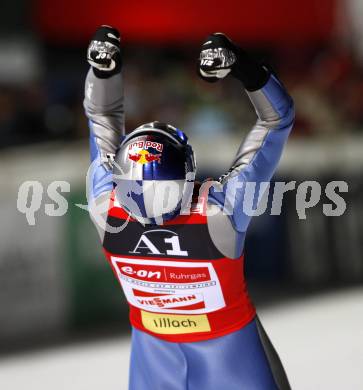 Schi Nordisch. Weltcup Schispringen. Siegerehrung. Thomas Morgenstern (AUT). Villach, am 13.12.2007.
Foto: Kuess
---
pressefotos, pressefotografie, kuess, qs, qspictures, sport, bild, bilder, bilddatenbank