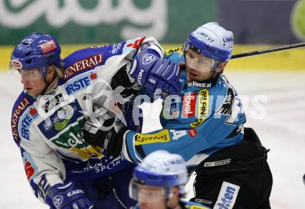 EBEL. Eishockey Bundesliga. VSV gegen Black Wings Linz. Thomas Pfeffer (VSV), Cam Severson (Linz). Villach, am 26.12.2007.
Foto: Kuess
---
pressefotos, pressefotografie, kuess, qs, qspictures, sport, bild, bilder, bilddatenbank