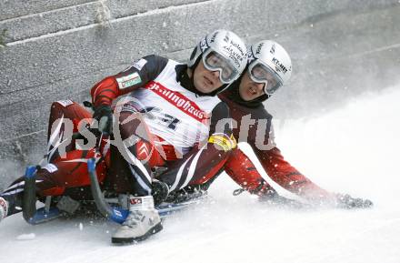 Rodeln. Oesterreichische Meisterschaft. Guido Hilgarter (ATUS Ferndorf, Kaernten), Jan Huber (ASVOE Rosenau, Oberoesterreich). Frantschach, am 29.12.2007
Foto: Kuess
---
pressefotos, pressefotografie, kuess, qs, qspictures, sport, bild, bilder, bilddatenbank