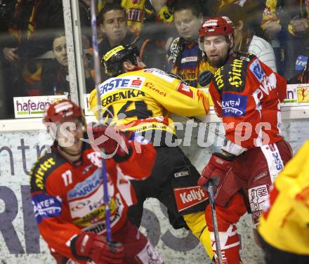 EBEL. Erste Bank Eishockey Bundesliga. KAC gegen Vienna Capitals. Gregor Hager, Robert Valicevic (KAC), Darcy Werenka (Caps). Klagenfurt, am 30.12.2007.
Foto: Kuess
---
pressefotos, pressefotografie, kuess, qs, qspictures, sport, bild, bilder, bilddatenbank