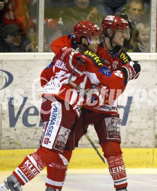 EBEL. Erste Bank Eishockey Bundesliga. KAC gegen Vienna Capitals. Torjubel KAC. Paer Arlbrandt, Herbert Ratz. Klagenfurt, am 30.12.2007.
Foto: Kuess
---
pressefotos, pressefotografie, kuess, qs, qspictures, sport, bild, bilder, bilddatenbank