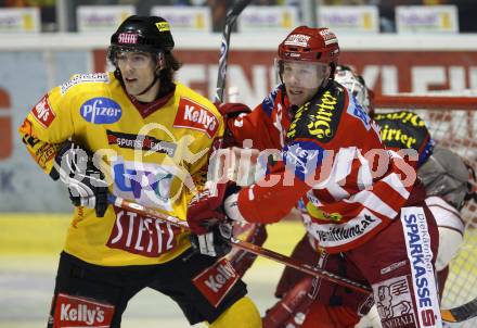 EBEL. Erste Bank Eishockey Bundesliga. KAC gegen Vienna Capitals. Jeremy rebek (KAC), David Rodman (Caps). Klagenfurt, am 30.12.2007.
Foto: Kuess
---
pressefotos, pressefotografie, kuess, qs, qspictures, sport, bild, bilder, bilddatenbank