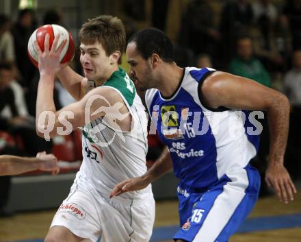 Basketball Bundesliga. Woerthersee Piraten gegen UBSC Graz. Rasid Mahalbasic (Piraten), Jasmin Trifunovic (Graz). Klagenfurt, am 3.1.2008.
Foto: Kuess
---
pressefotos, pressefotografie, kuess, qs, qspictures, sport, bild, bilder, bilddatenbank