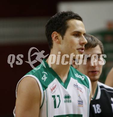 Basketball Bundesliga. Woerthersee Piraten gegen UBSC Graz. Bernhard Duller (Piraten). Klagenfurt, am 3.1.2008.
Foto: Kuess
---
pressefotos, pressefotografie, kuess, qs, qspictures, sport, bild, bilder, bilddatenbank