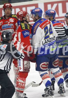 EBEL. Eishockey Bundesliga. VSV gegen KAC. Guenther Lanzinger (VSV), David Schuller (KAC). Villach, am 4.1.2008.
Foto: Kuess
---
pressefotos, pressefotografie, kuess, qs, qspictures, sport, bild, bilder, bilddatenbank