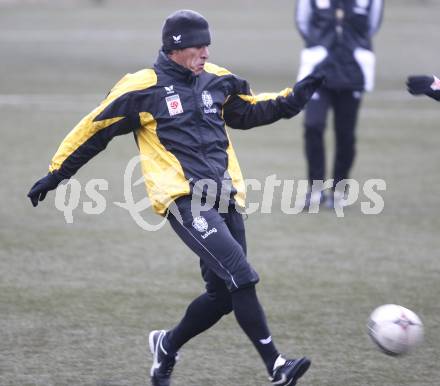 Fussball Bundesliga. Trainingsstart Austria Kaernten. Carlos Chaile. Klagenfurt, am 7.1.2008.
Foto: Kuess
---
pressefotos, pressefotografie, kuess, qs, qspictures, sport, bild, bilder, bilddatenbank