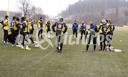 Fussball Bundesliga. Trainingsstart Austria Kaernten. Klagenfurt, am 7.1.2008.
Foto: Kuess
---
pressefotos, pressefotografie, kuess, qs, qspictures, sport, bild, bilder, bilddatenbank